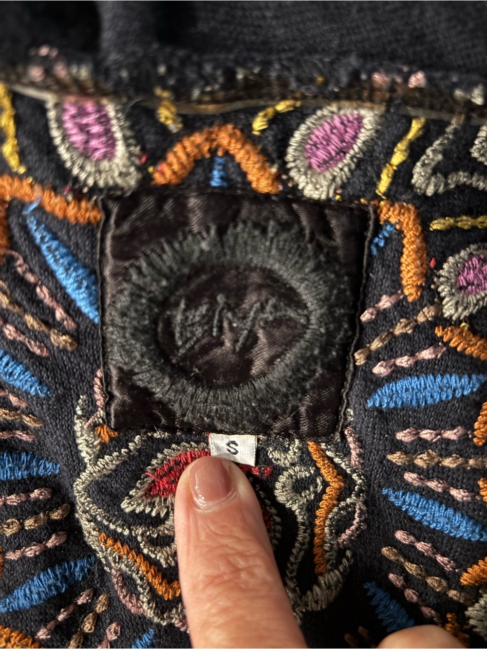 Embroidered Hooded Long Cardigan Robe - black - Picture 6 of 6